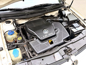 VOLKSWAGEN GOLF / АВТОМАТ / РЕГ ОПЛАЧЕН / ÜV 04.2027 (6 фото из 15)