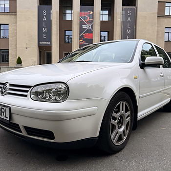 VOLKSWAGEN GOLF / АВТОМАТ / РЕГ ОПЛАЧЕН / ÜV 04.2027