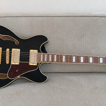Ibanez Artcore AS73G semi-hollow elektrikitarr