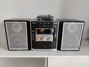 Музыкальный центр Philips MZ-9 mini hi-fi system (1 фото из 2)