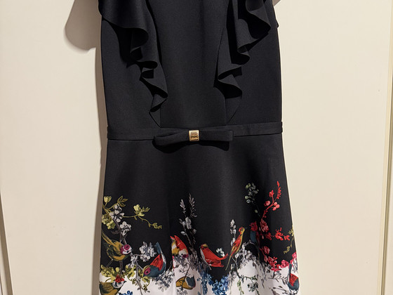 Ted Baker kleit, suurus 1