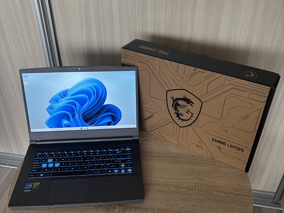 Ноутбук MSI RTX 4050 / i7-13620H / RAM 16gb ГАРАНТИЯ!