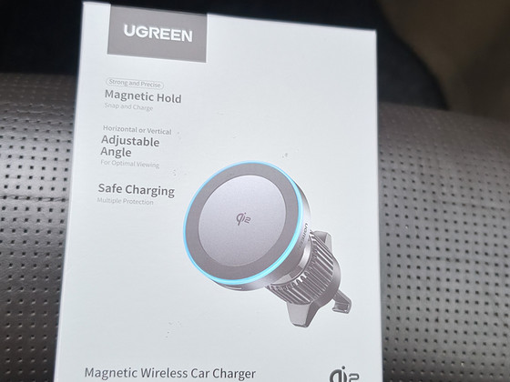 Juhtmevaba laadija autosse Ugreen W708 MagSafe 15W