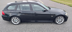 BMW 320I (3 фото из 15)