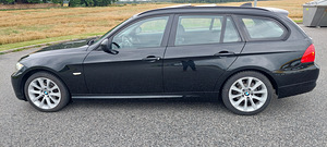 BMW 320I (4 фото из 15)