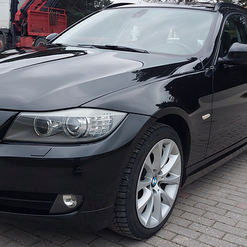 BMW 320I