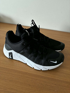 Meeste nike tossud 45-46 (1 foto / 4)
