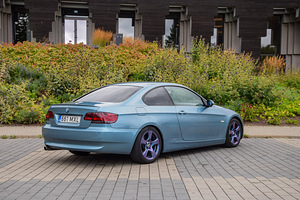 BMW 320 E92 купе (4 фото из 8)