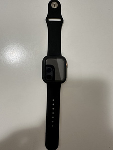 Apple Watch Series 5 (varuosadeks / icloud) (5 foto / 5)