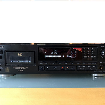 Kassettdekk Nakamichi, Sony, Akai