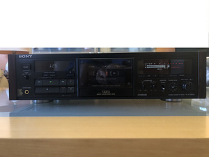 Kassettdekk Nakamichi, Sony, Akai (3 фото из 10)