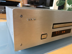 CD-плеер Sony, Teac (7 фото из 10)