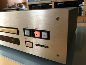 CD-плеер Sony, Teac (9 фото из 10)