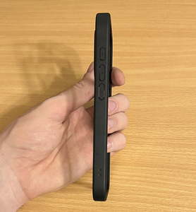 Чехол для iPhone 16 Pro (2 фото из 4)