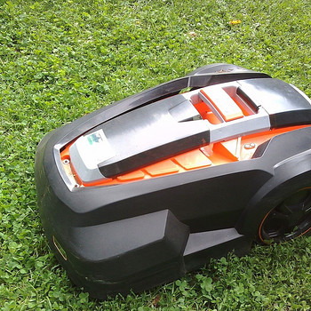 ROBOT REDBACK RM24A-15-28V, 1500 m2 +AKU