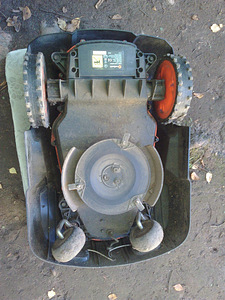 ROBOT REDBACK RM24A-15-28V, 1500 m2 (7 foto / 7)