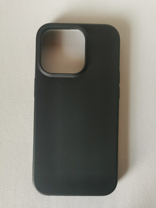 Новые силиконовые чехлы для iPhone 14 Pro (7 фото из 7)