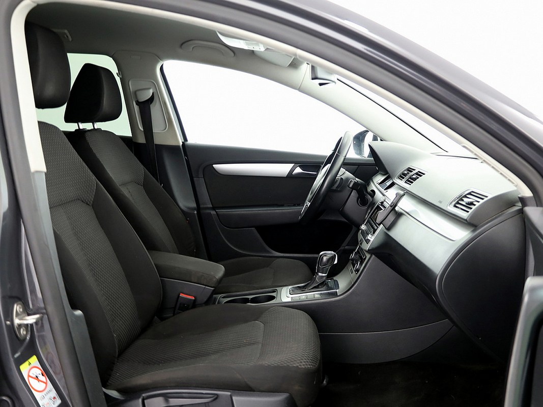 Volkswagen Passat Comfortline ATM 2.0 TDI 103kW