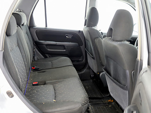 Honda CR-V Elegance Facelift 2.0 110kW (7 фото из 7)