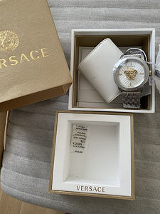 Мужские часы Versace (1 фото из 2)