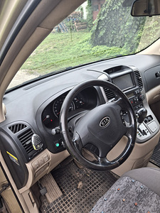 Продам автомобиль (2 фото из 8)