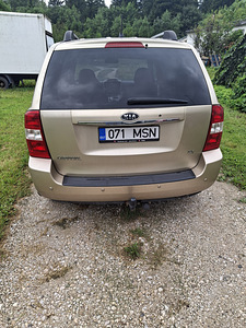 Продам автомобиль (8 фото из 8)