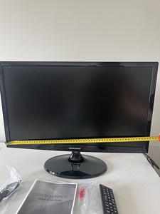 Samsung LED TV monitor/kuvar (3 foto / 8)