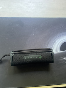Колонка sony (2 фото из 3)