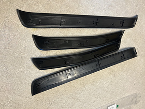 Lävepakud BMW E 60,61-le (2 foto / 3)