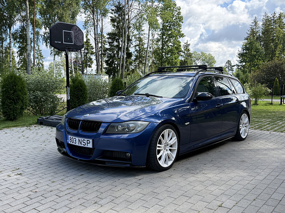 BMW 330 3.0 170 кВт
