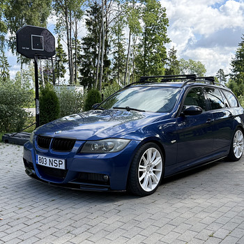 BMW 330 3.0 170 кВт