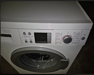 Pesumasin Bosch WAQ28461SN/06 7kg 1400p/min (5 foto / 8)
