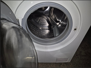 Pesumasin Bosch WAQ28461SN/06 7kg 1400p/min (6 foto / 8)