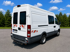 Müüa ökonoomne CNG (metaani) auto Iveco Daily 3.0 100кВ (5 фото из 10)