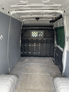 Müüa ökonoomne CNG (metaani) auto Iveco Daily 3.0 100кВ (10 фото из 10)
