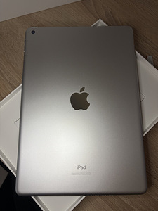 Apple iPad 9-го поколения 10,2" 64GB Wi‑Fi, в идеальном сост (2 фото из 8)