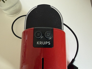 Nespresso Inissia kapselkohvimasin (3 foto / 4)