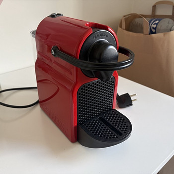 Nespresso Inissia kapselkohvimasin