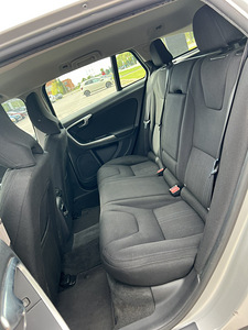 VOLVO V60 (11 фото из 11)
