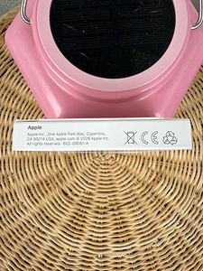 Apple AirTag, комплект из 4 шт. (4 фото из 4)