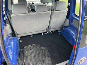 VOLKSWAGEN CADDY KOMBI (11 фото из 11)
