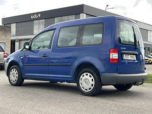 VOLKSWAGEN CADDY KOMBI (5 фото из 11)