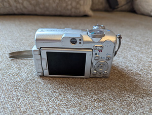 Canon PowerShot A630 (2 фото из 5)
