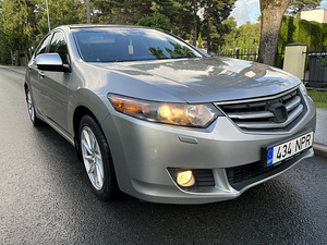 Honda Accord (4 фото из 10)