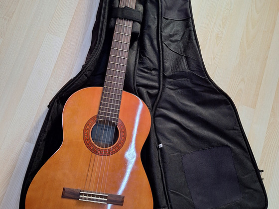 Yamaha C40 + kott (ideaalne seisukord)