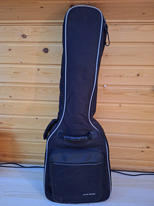 Yamaha C40 + kott (ideaalne seisukord) (2 foto / 3)