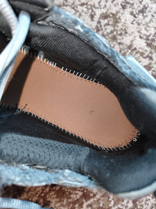 Balenciaga (8 фото из 10)
