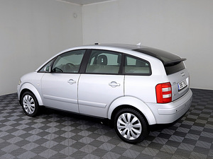 Audi A2 Comfortline 1.4 55kW (4 foto / 7)