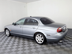 Jaguar S-Type Exclusive ATM 2.7 JTD 152kW (4 фото из 9)