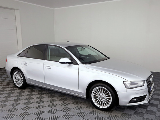 Audi A4 S-Line Facelift ATM 2.0 TDI 105kW